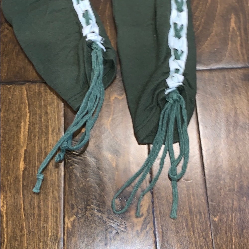 Sweatpants - Picture 2 of 3